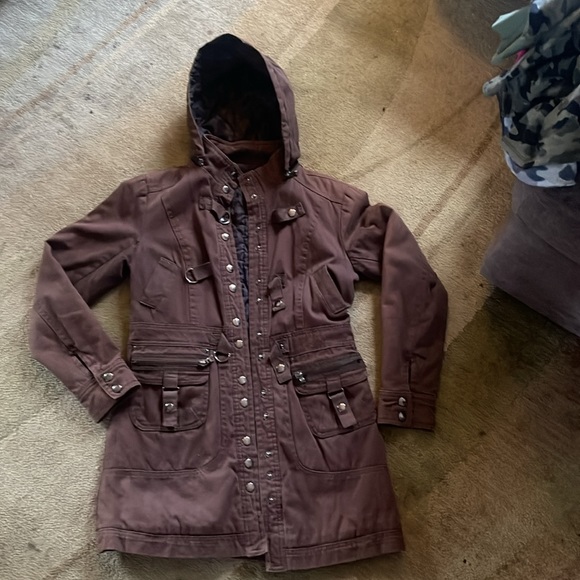 Beautiful below the waist woman’s jacket size small - Picture 3 of 5